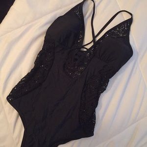 Black Embroidery One Piece Swimsuit